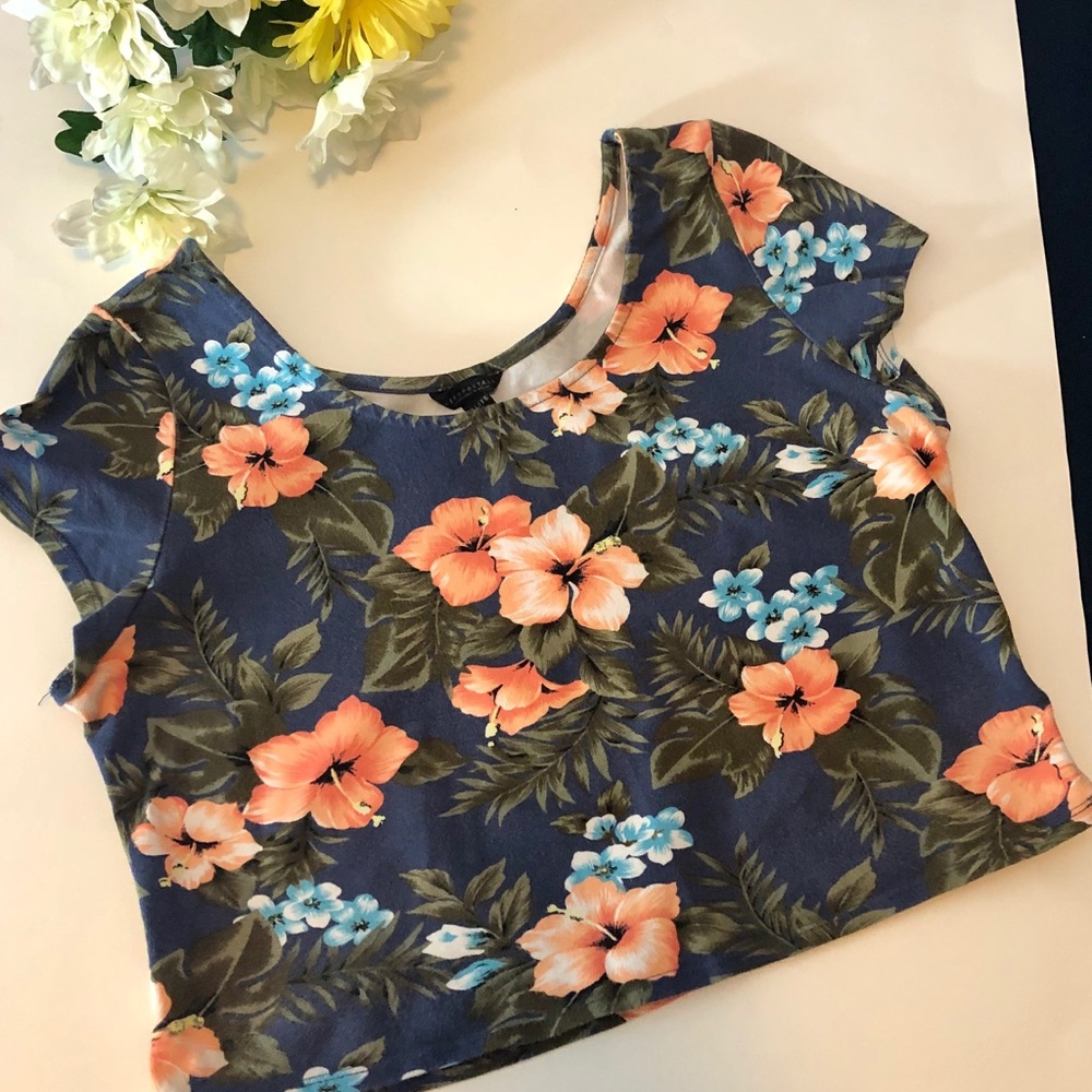 Aeropostale Crop Top-Off Shoulder